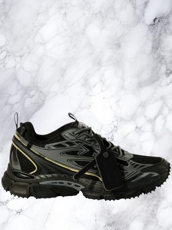 Off White noir