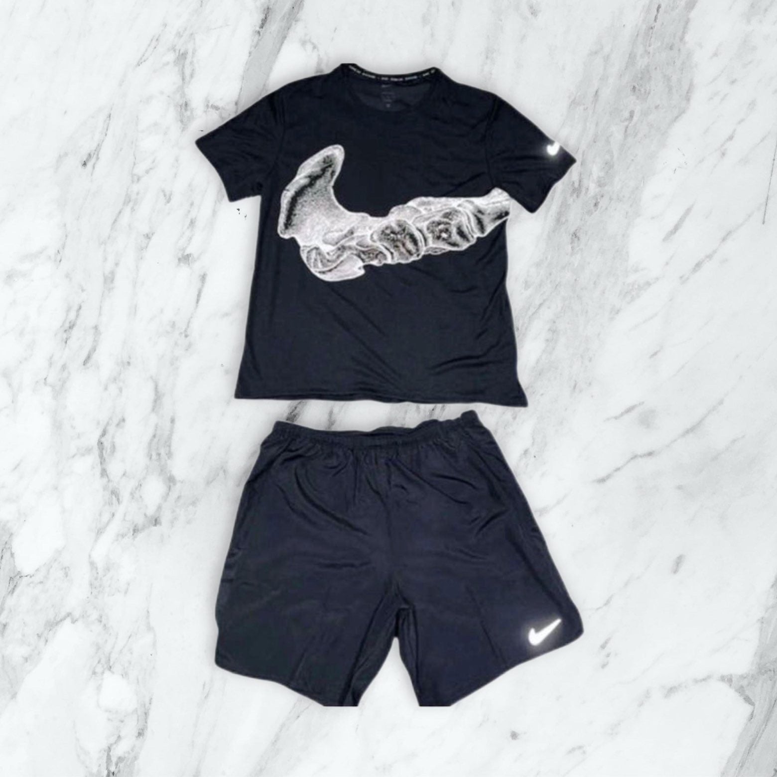 Ensemble Nike NOIR