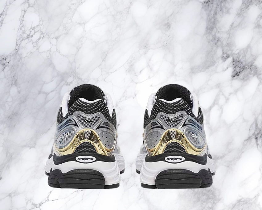 saucony omni 9 gris/blanc/or